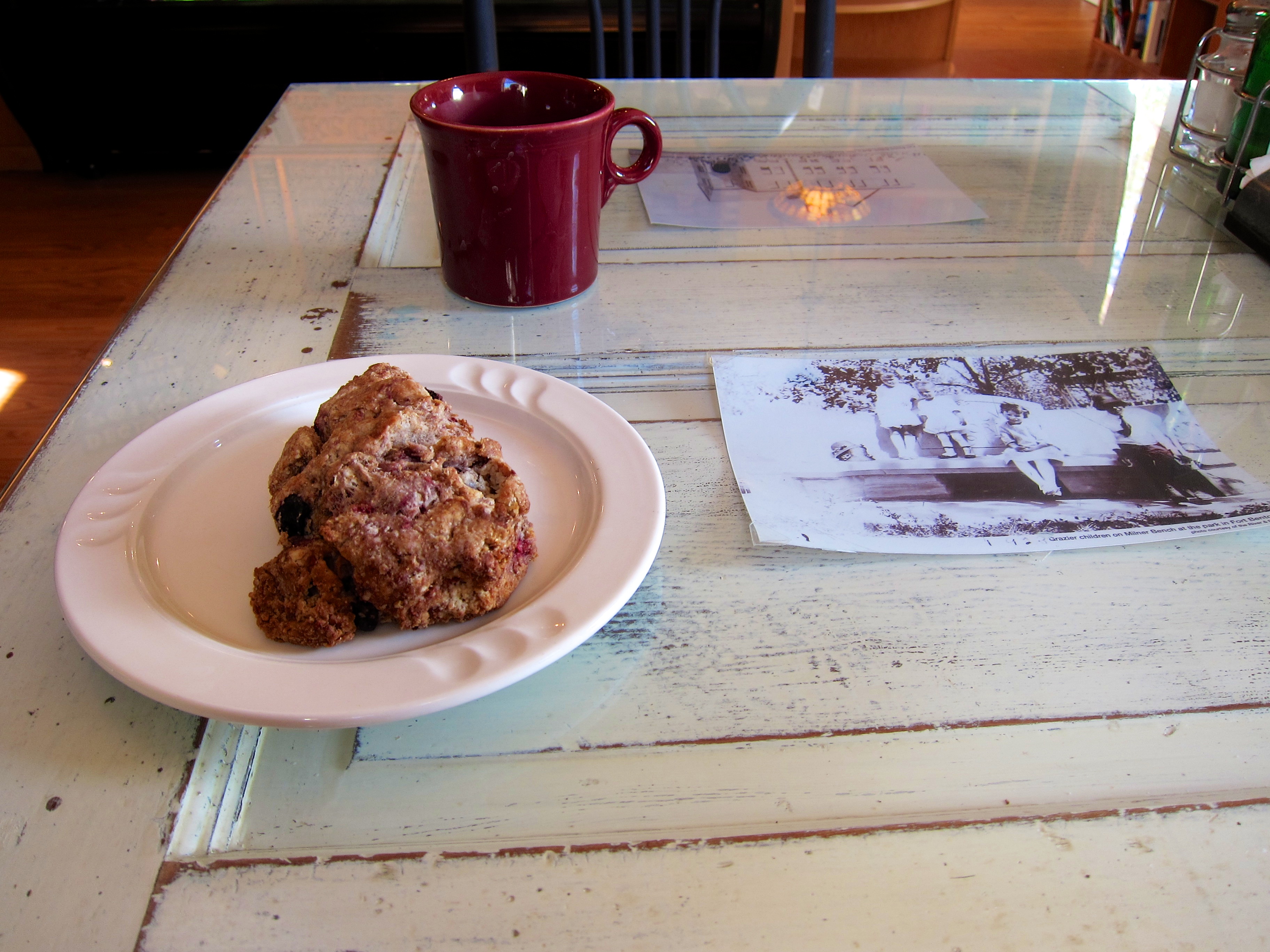 wake cup coffee house 6784