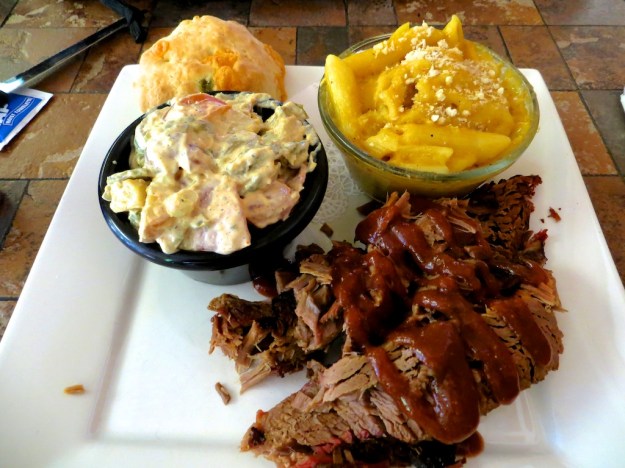 There was so much food with my pork brisket lunch at Vi's for Pies, I had no room for the vaunted desserts