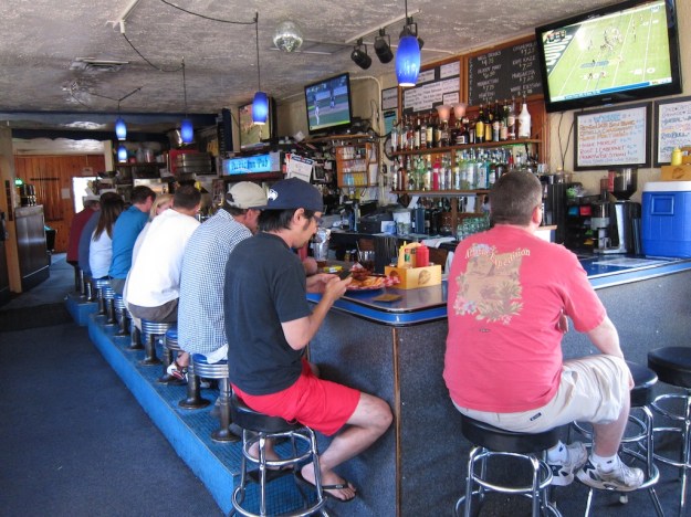 It's shoulder-to-shoulder cozy in Seattle's Pacific Inn Pub