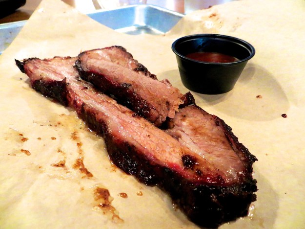 Just give me the beef brisket, with no side-dish distractions